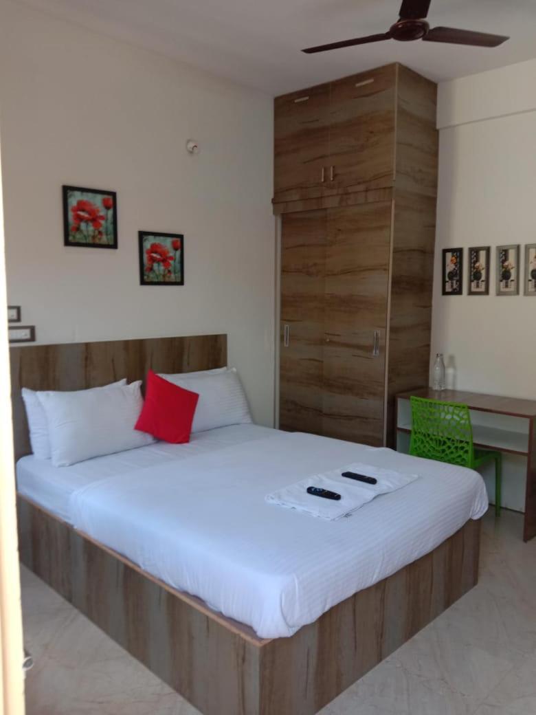 Sk Residency Bed & Breakfast Bangalore Exterior photo